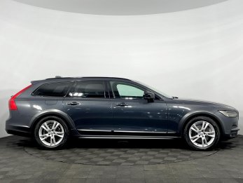 Volvo V90 Cross Country
